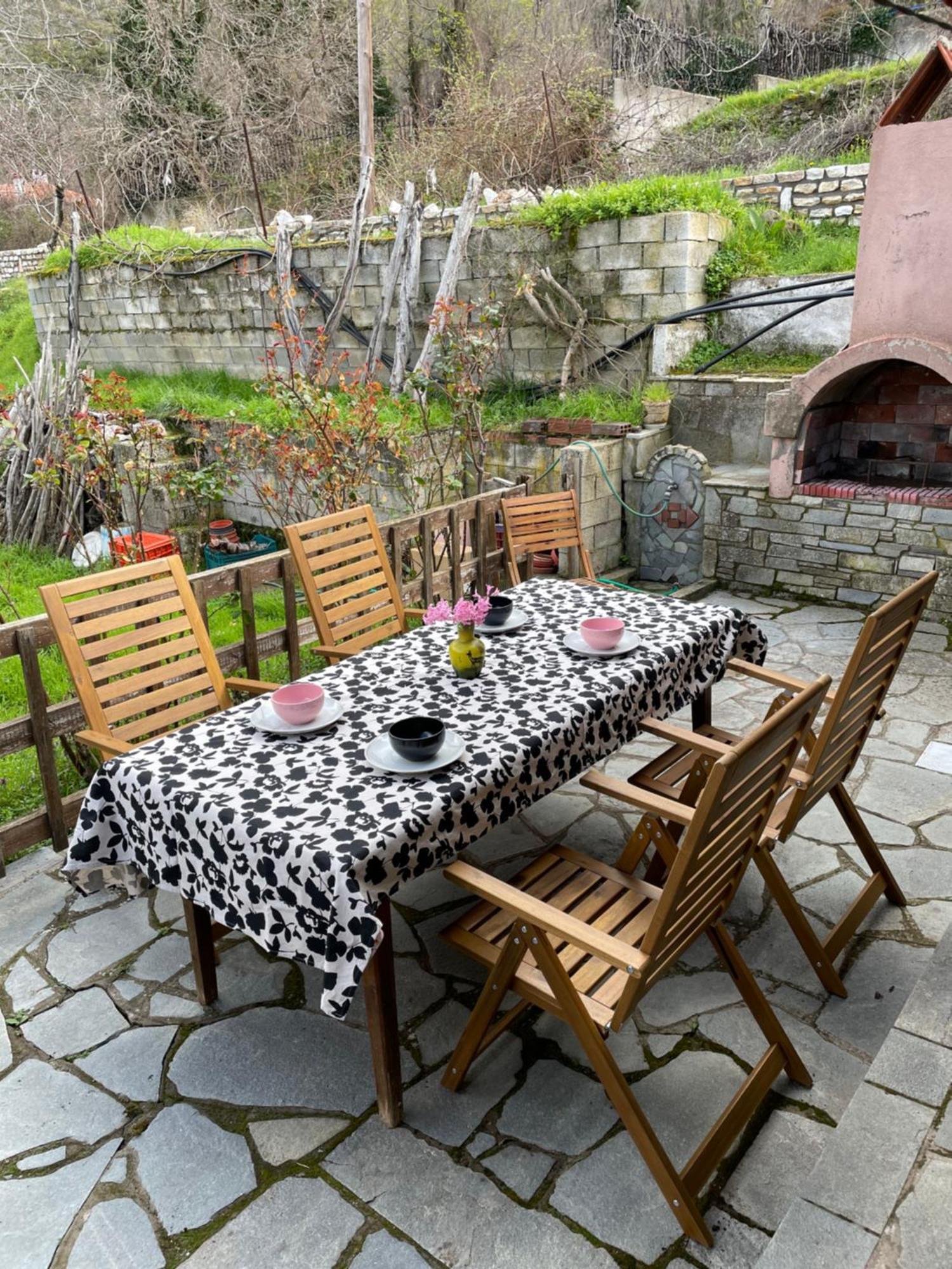 Lila'S Guest House Mikros Prinos Dış mekan fotoğraf